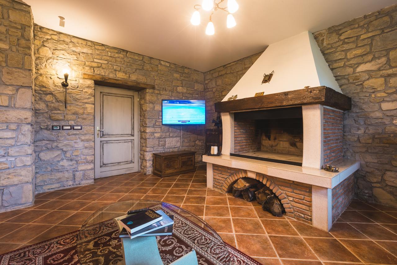 Palazzo Angelica B&B Adults Only Oprtalj Экстерьер фото